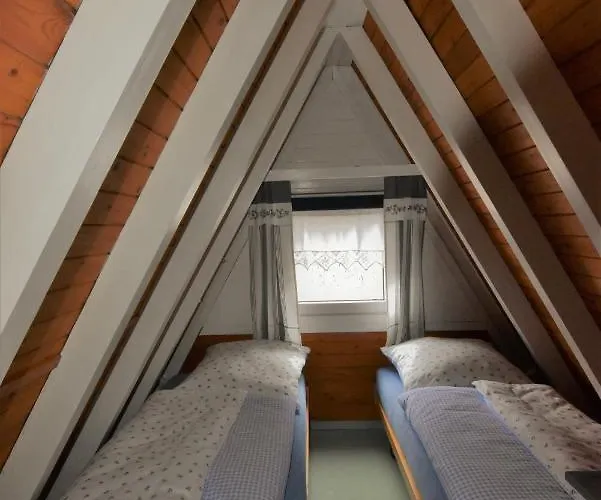 Giebelei * מדבאך